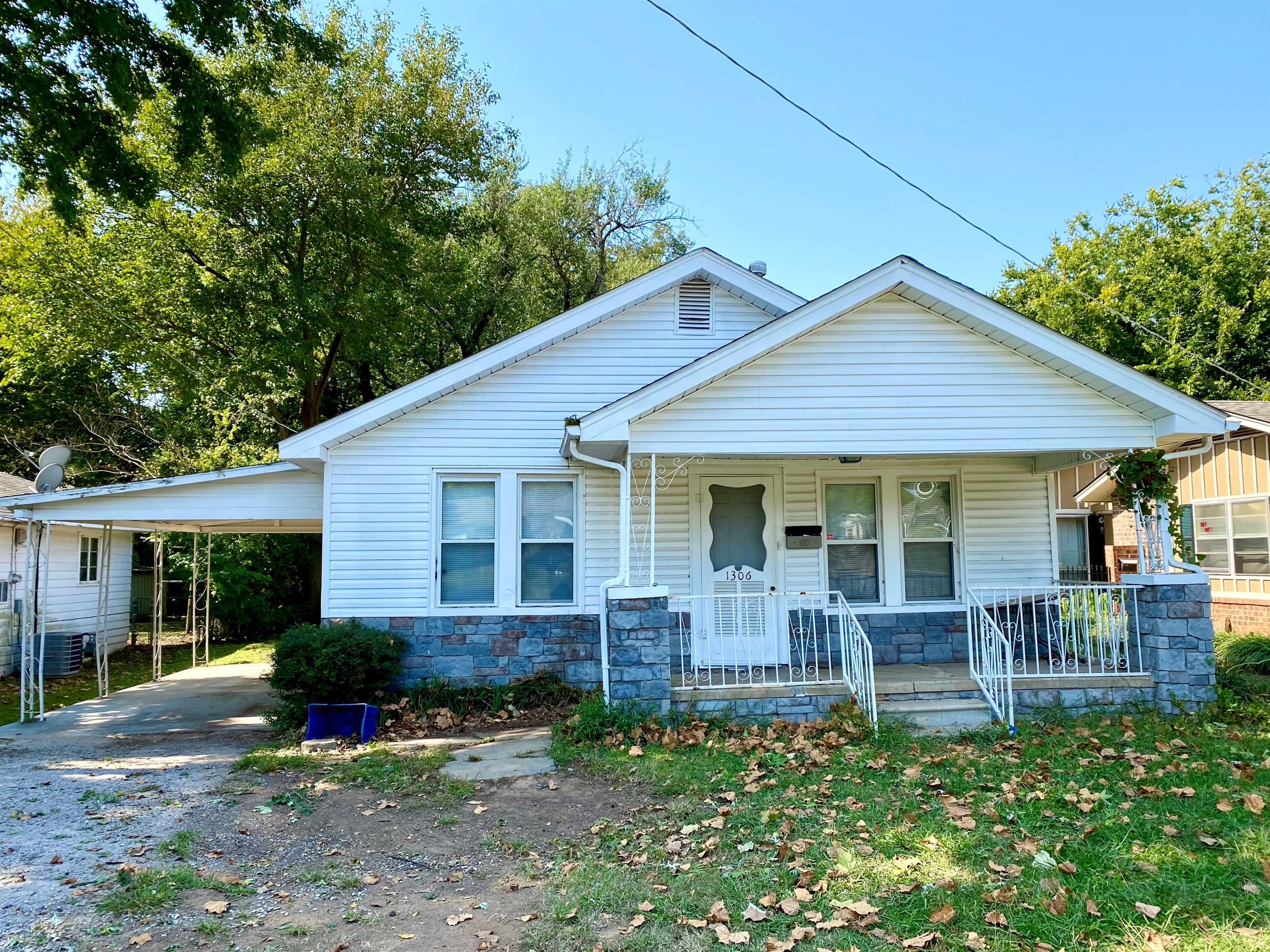 1306 N Union Ave